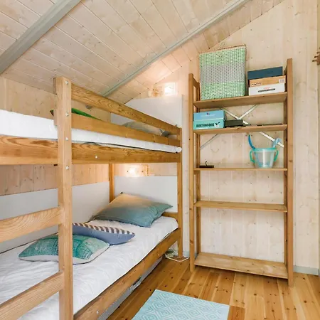 Holiday home Stunning In With Wifi