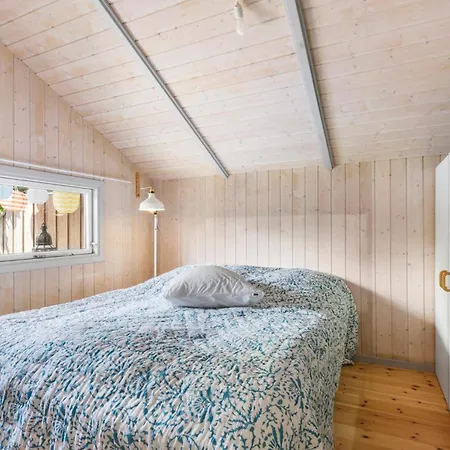 Holiday home Stunning In With Wifi